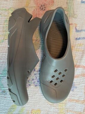 Jordan Men’s Slip-On Shoes Gray